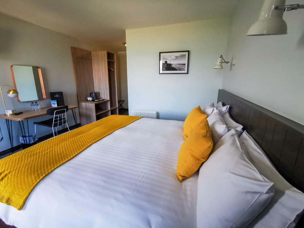 Marine Hotel Ballycastle Zewnętrze zdjęcie
