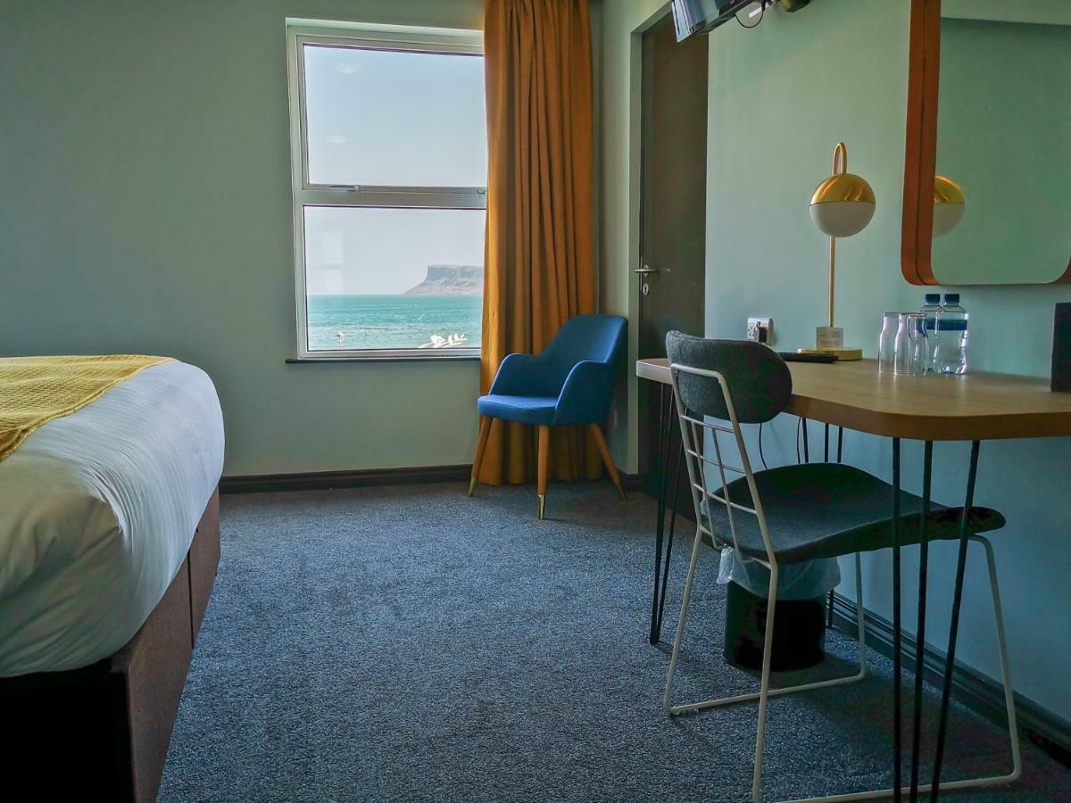 Marine Hotel Ballycastle Zewnętrze zdjęcie